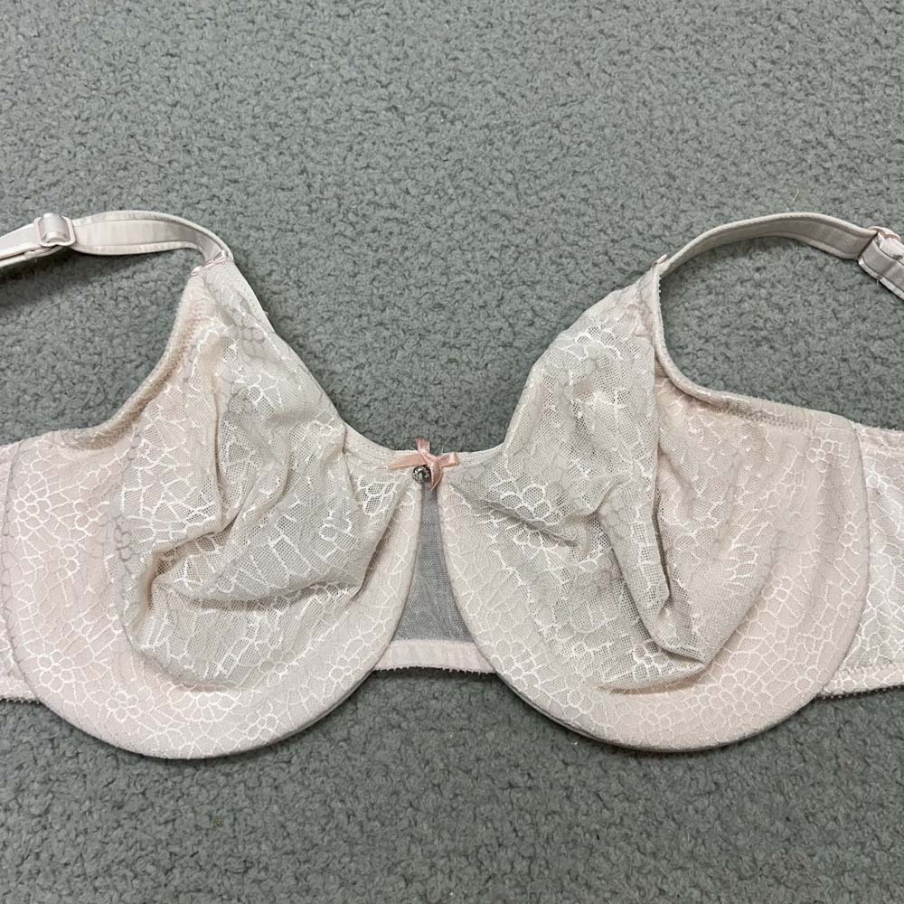Chantelle Bra 36H Minimizer Bra C18910 C Magnifique Seamless Unlined Minimizer